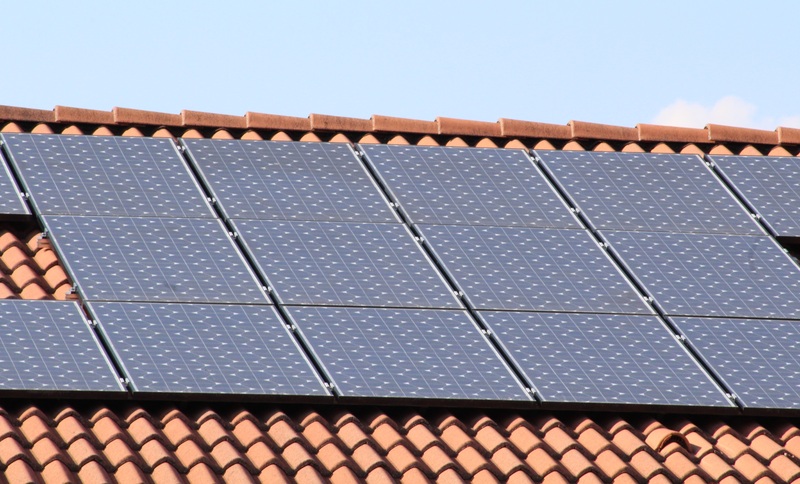 Panneaux solaires thermiques : utilité, avantages, inconvénients, prix