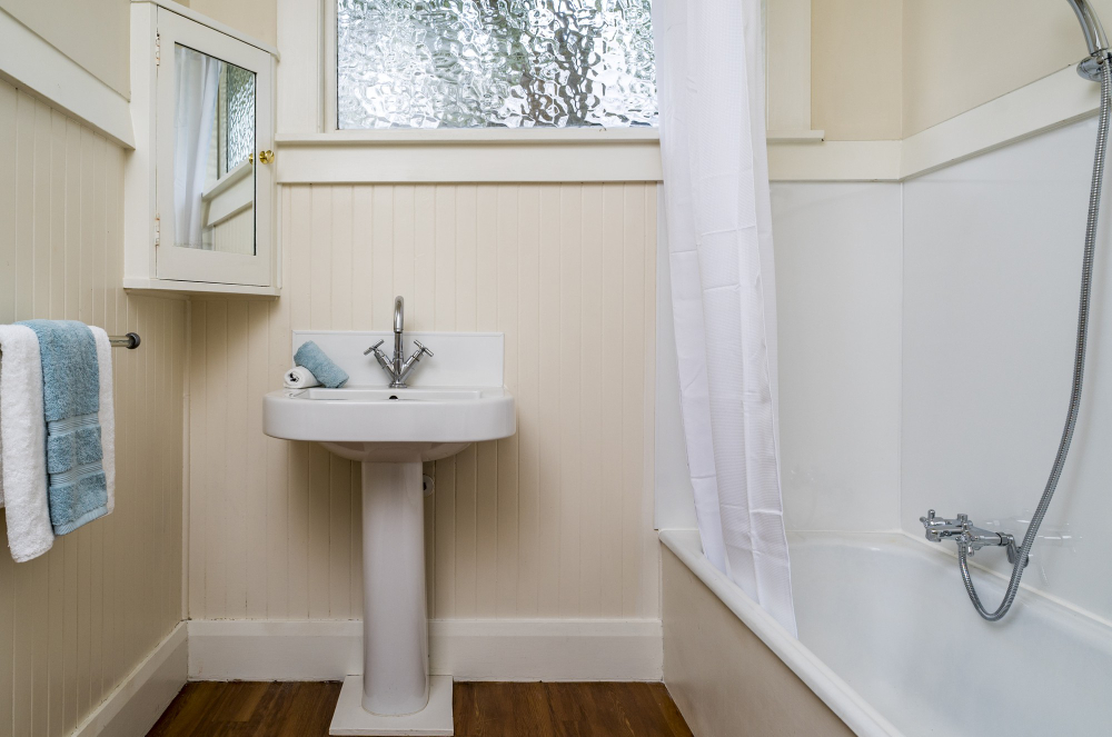 Comment rénover votre salle de bain pour moins de 500€ ?