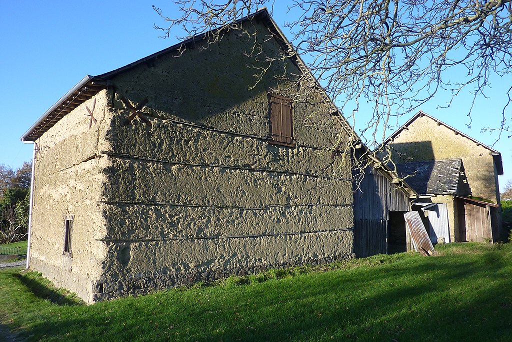 Le pisé en rénovation et en construction