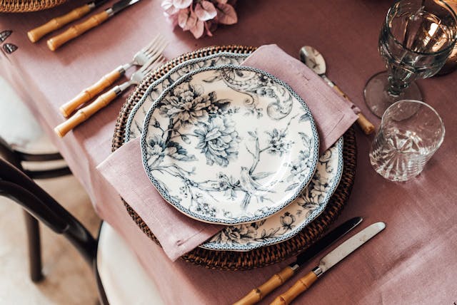 Quelle taille de nappe choisir pour une table rectangulaire 180cm ?
