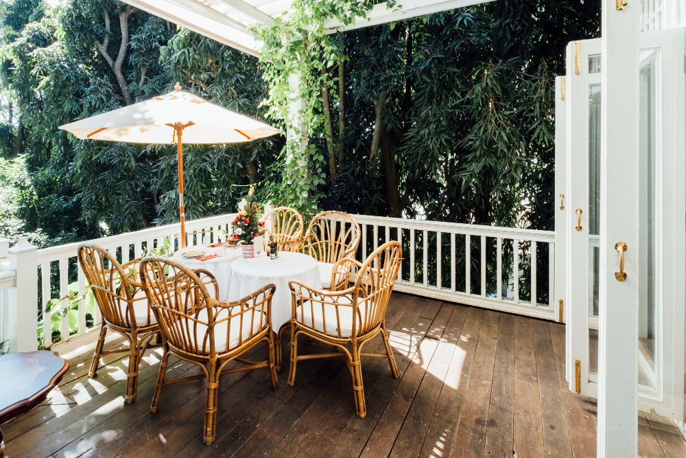 Quelles solutions d&rsquo;ombrage pour protéger sa terrasse du soleil ?