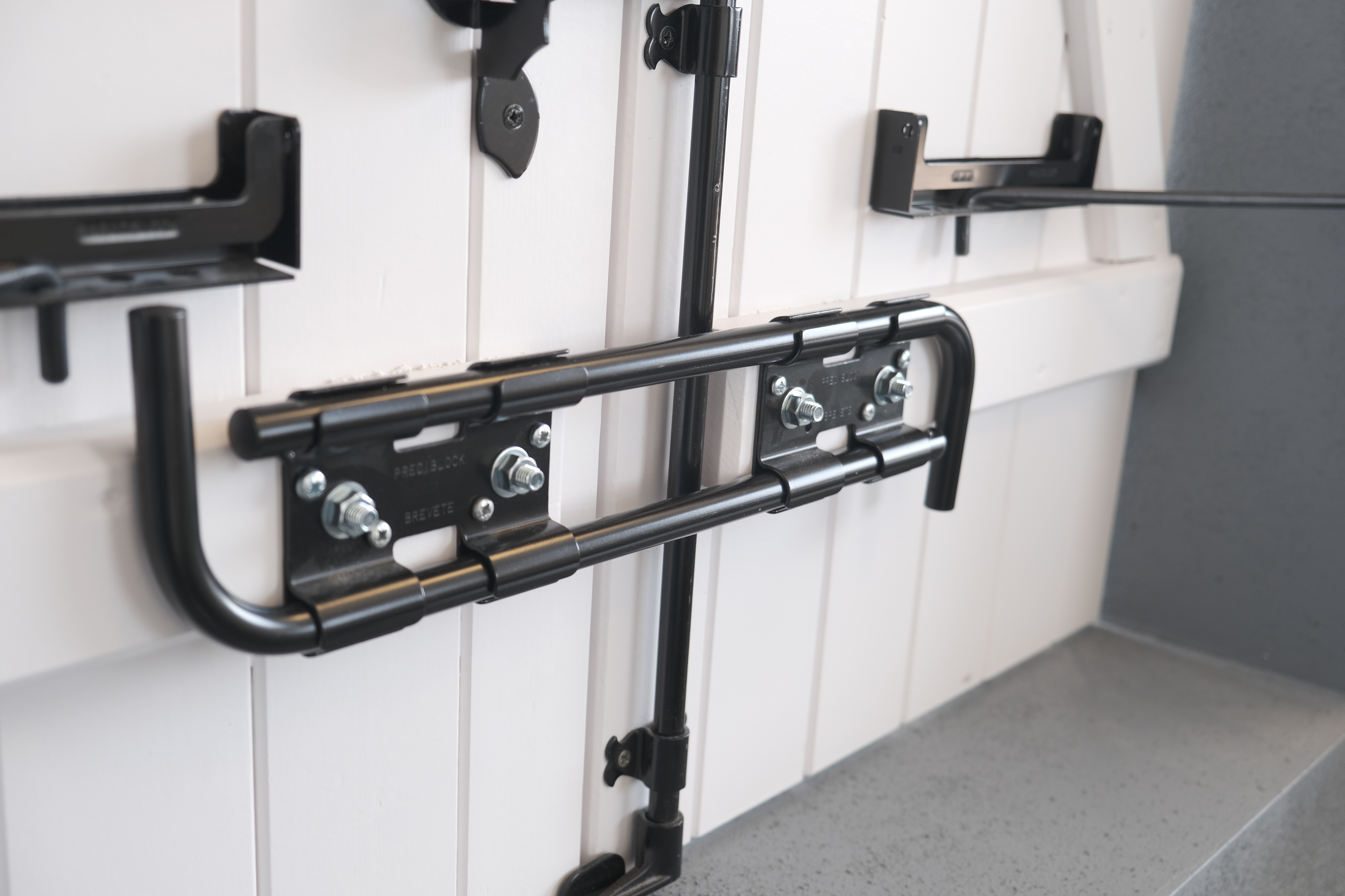 Sécurisation des volets battants : un enjeu essentiel pour la protection de votre habitation