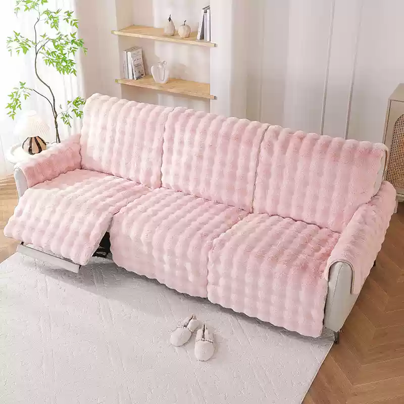 Pourquoi votre canapé relax mérite une housse conçue pour lui ? (sponsorisé)
